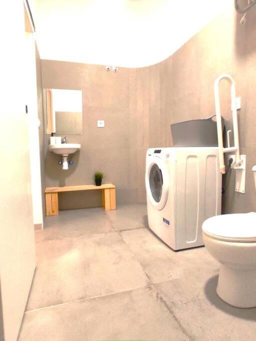 Apartment Acogedor Loft Cerca A Estacion Tren_ Calamocha_b Valencia